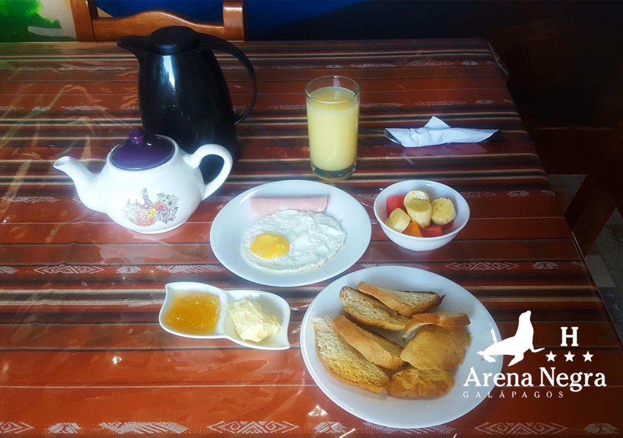 Hostal Arena Negra Puerto Ayora  Exteriör bild